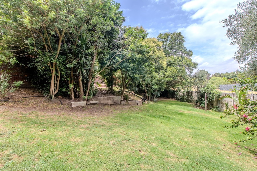 5 Bedroom Property for Sale in Proteaville Western Cape